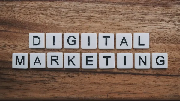 Jak mierzyć efektywność kampanii programmatic? KPI, atrybucja i pomiar wyników
